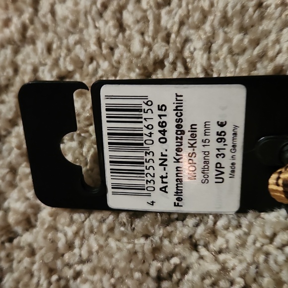 Dog harness and matching lead - Picture 2 of 3